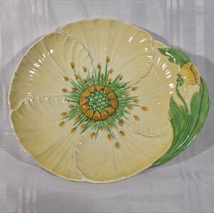 Buttercup by Carlton Ware (England) Cake Plate